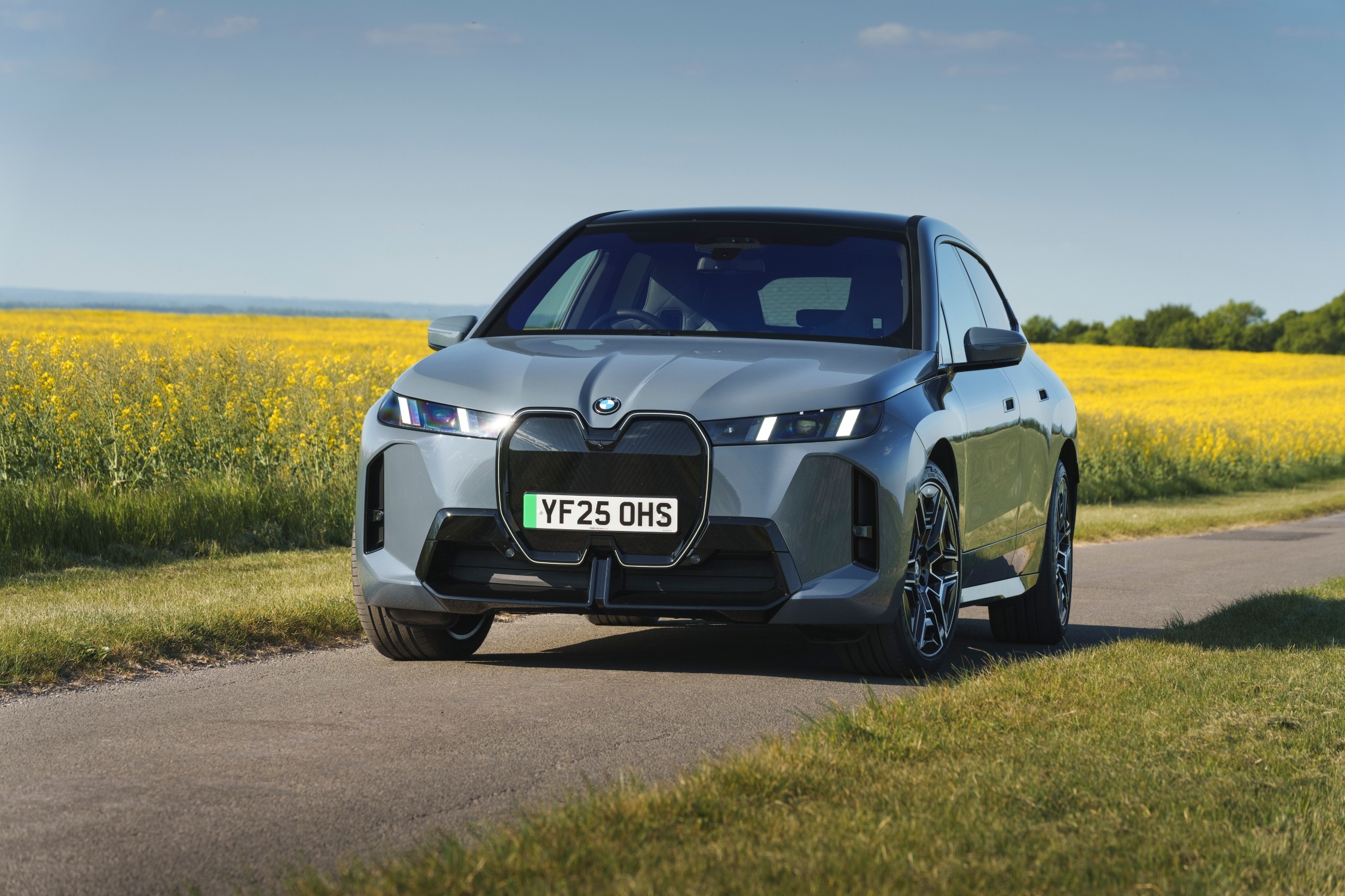 BMW iX