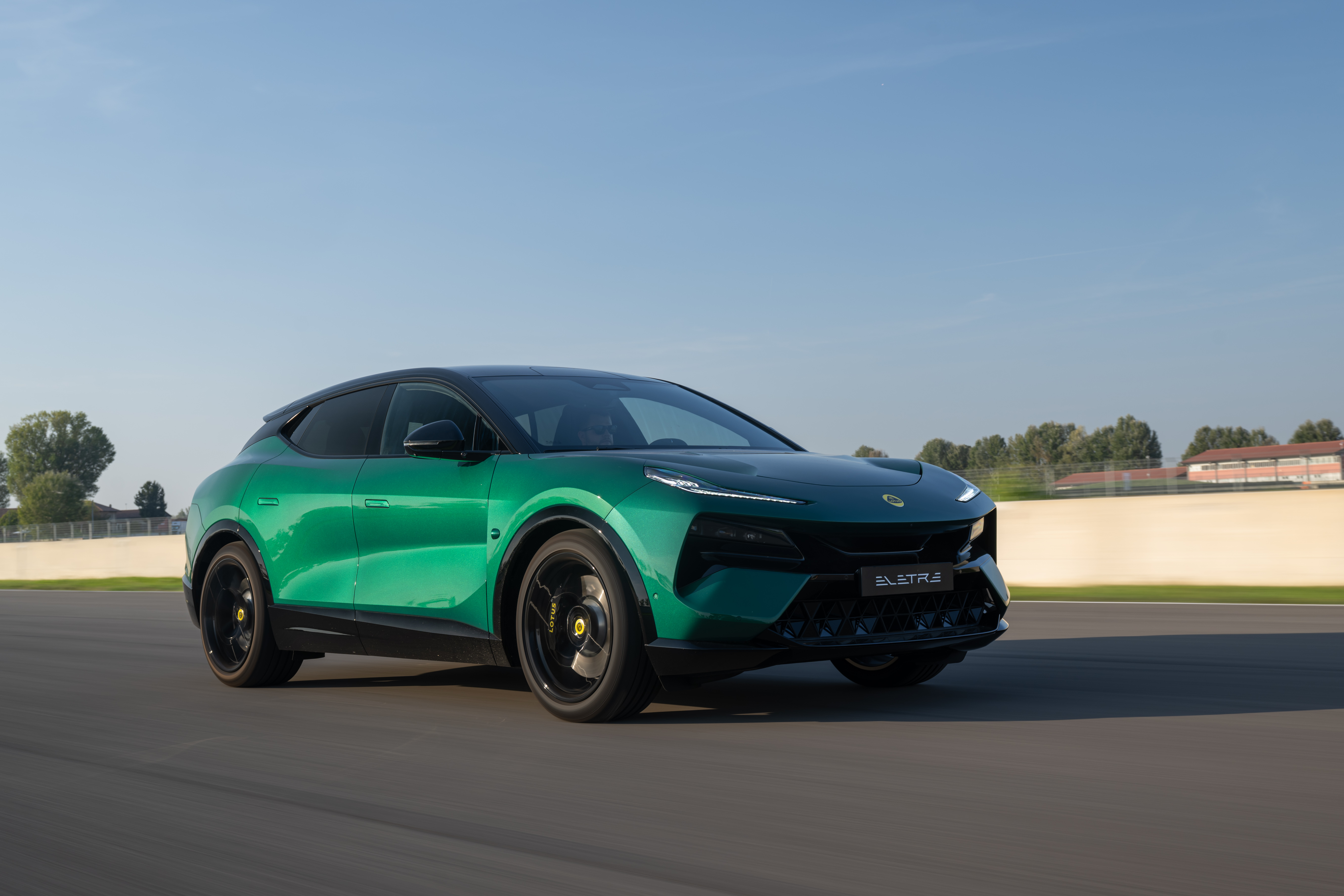 Lotus Eletre