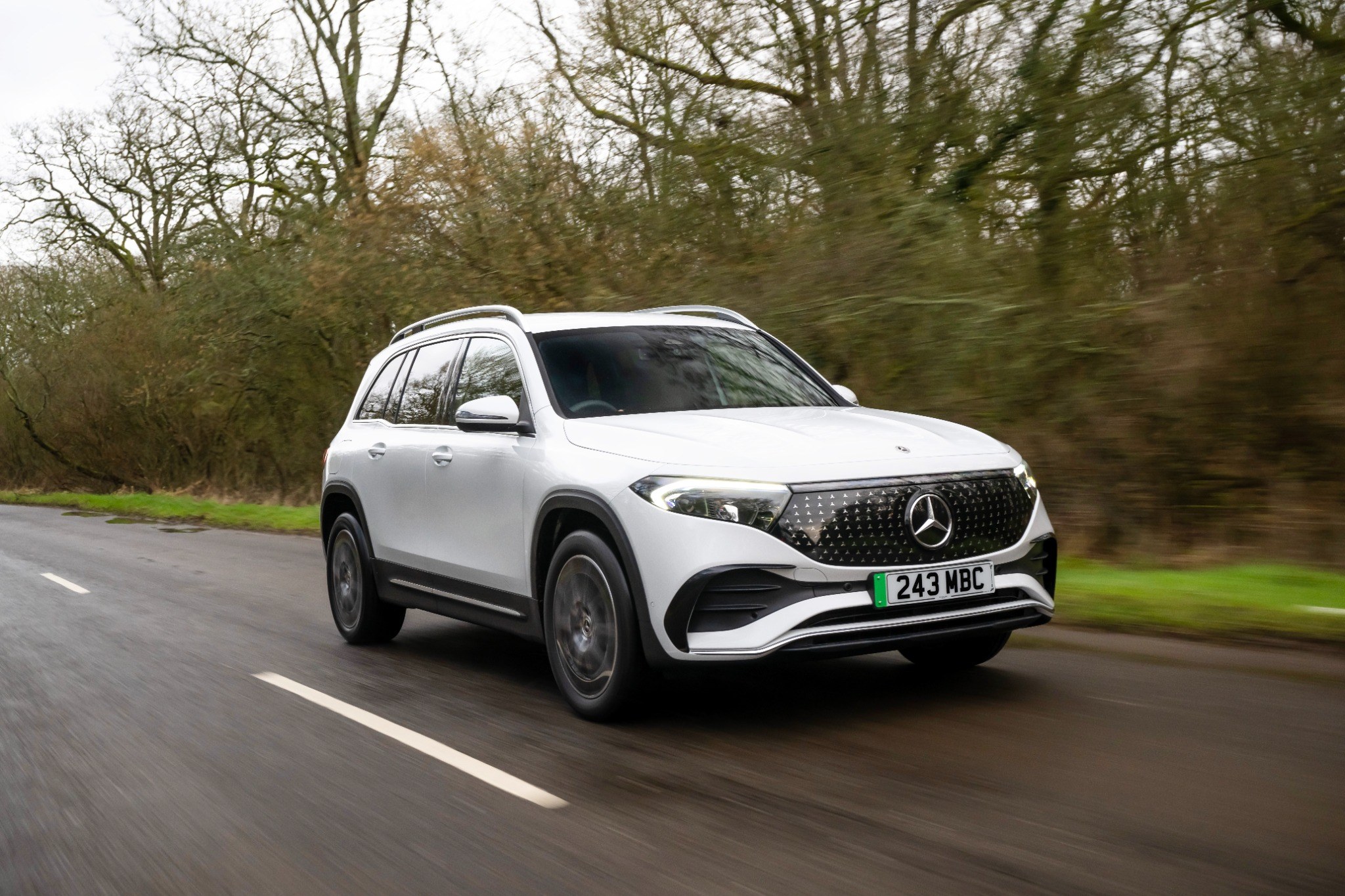 Mercedes EQB